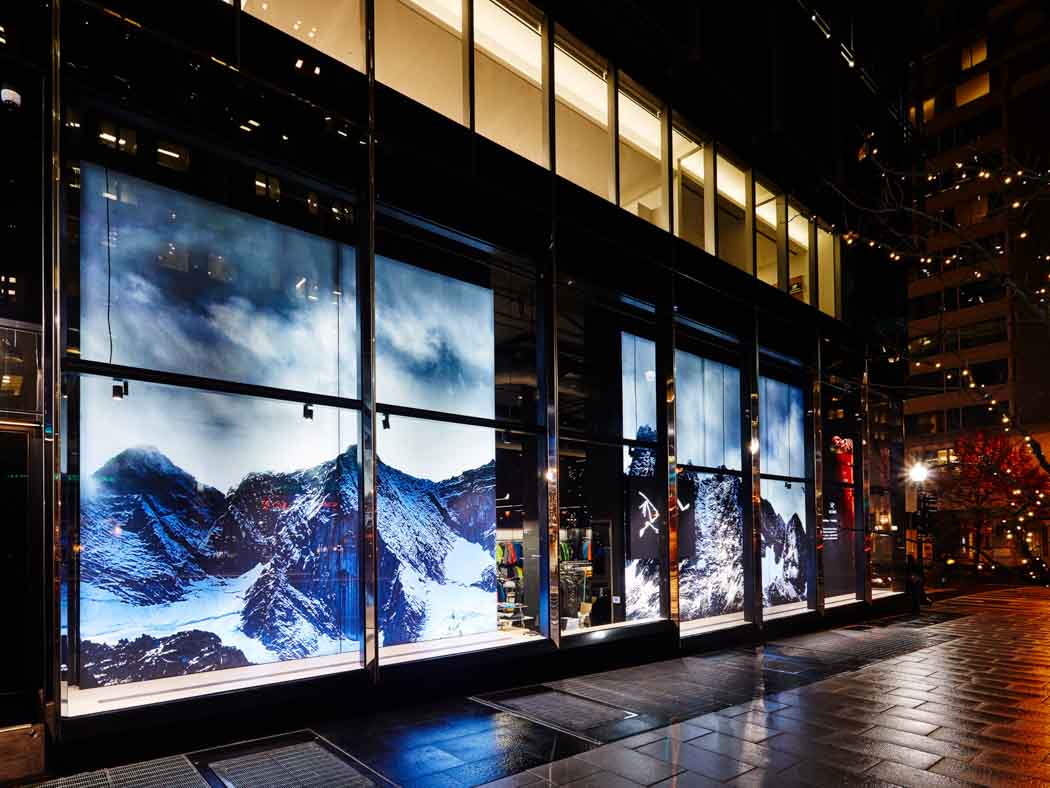 Arc’teryx Lightbox Wall Window Display