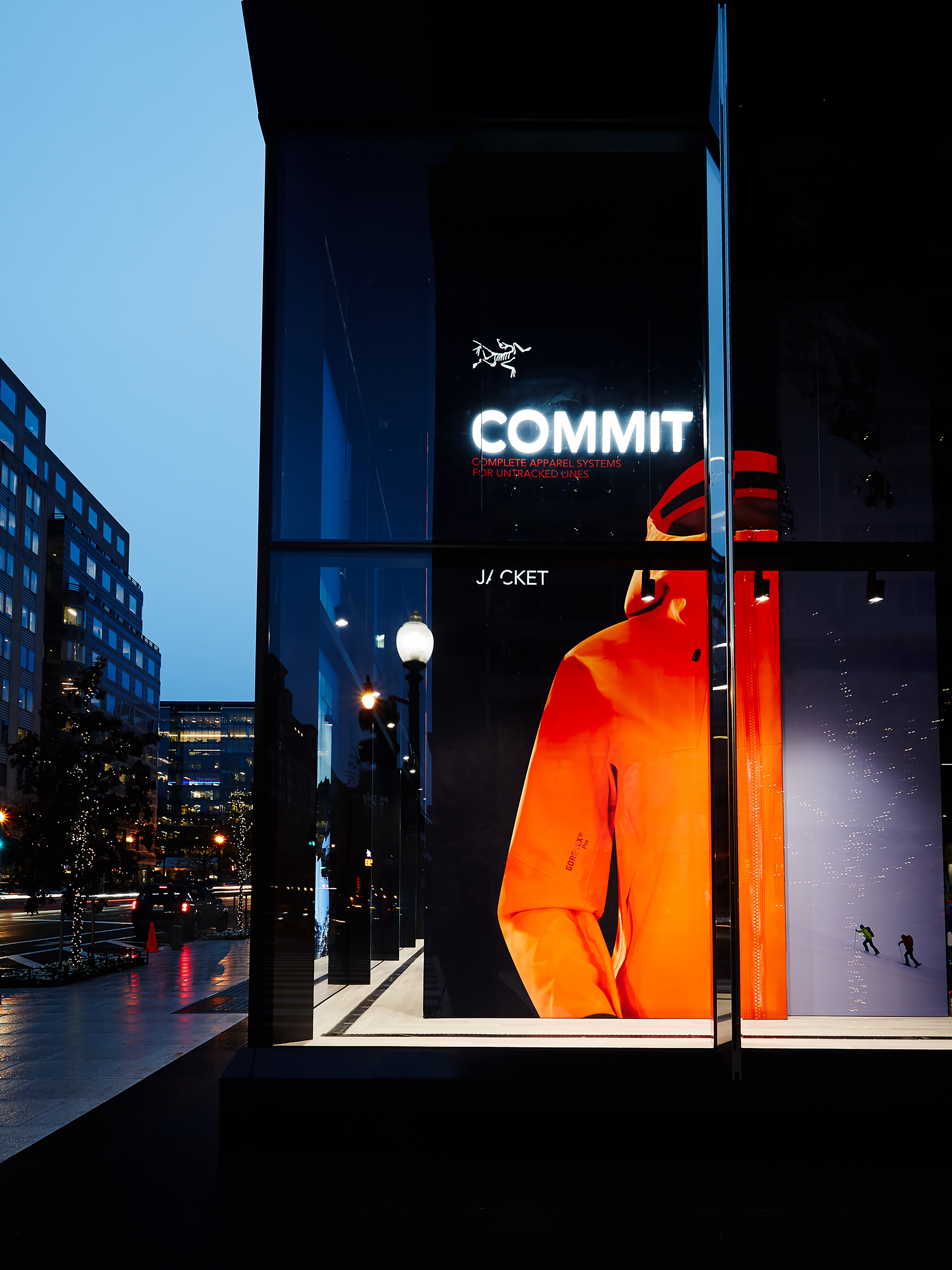2015019 ArcTeryx Window Front Display Store Window Display