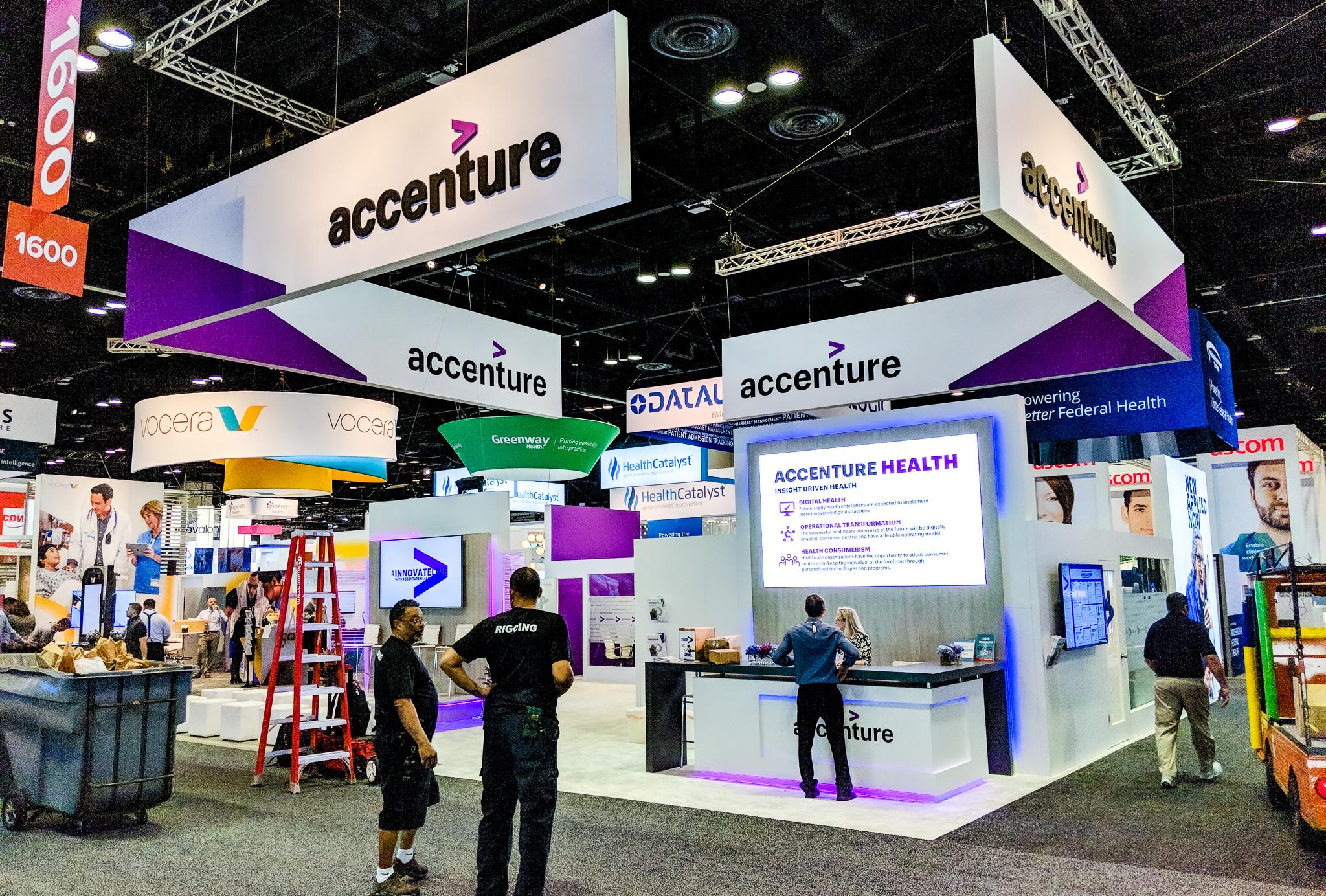Accenture Tradeshow 4 custom 3d letter