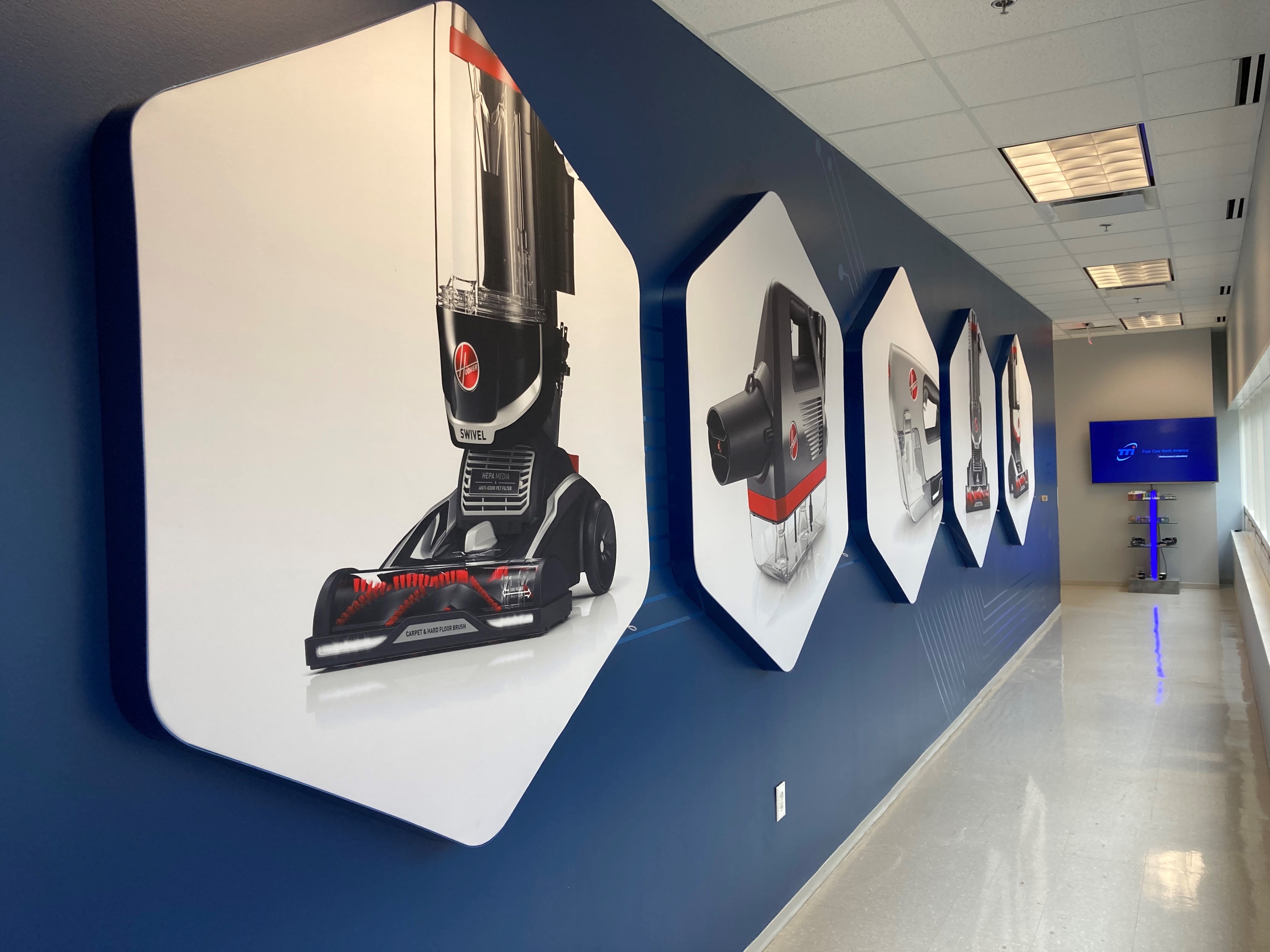 2021001 TTI Floorcare Performance Labratory (3) retail merchandisers<br />
